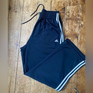 Like new adidas mens athletic pants size large